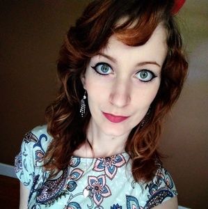 Meet your Posher, Ambria